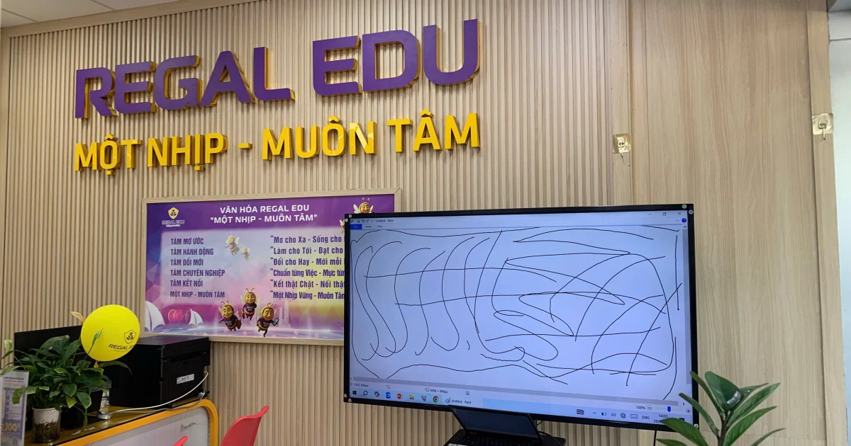 Dự Án Lắp Đặt Khung Cảm Ứng Hồng Ngoại Cho REGAL EDU Tại Thanh Hóa